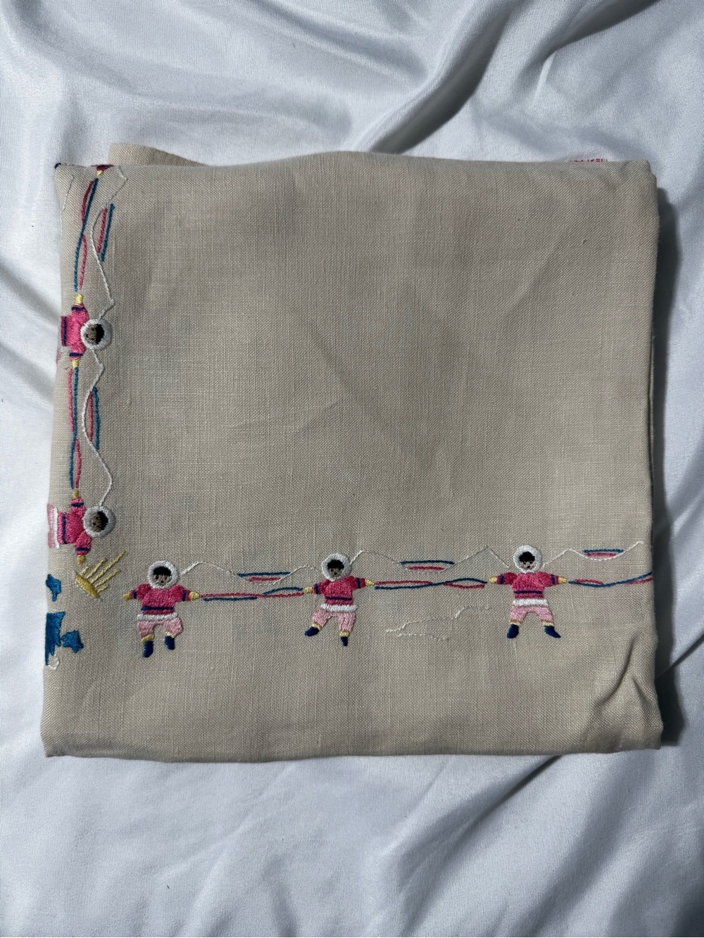 Grenfell Handicrafts Hand Embroidered Linen Table Topper 40”x40” Inuit Folk Art